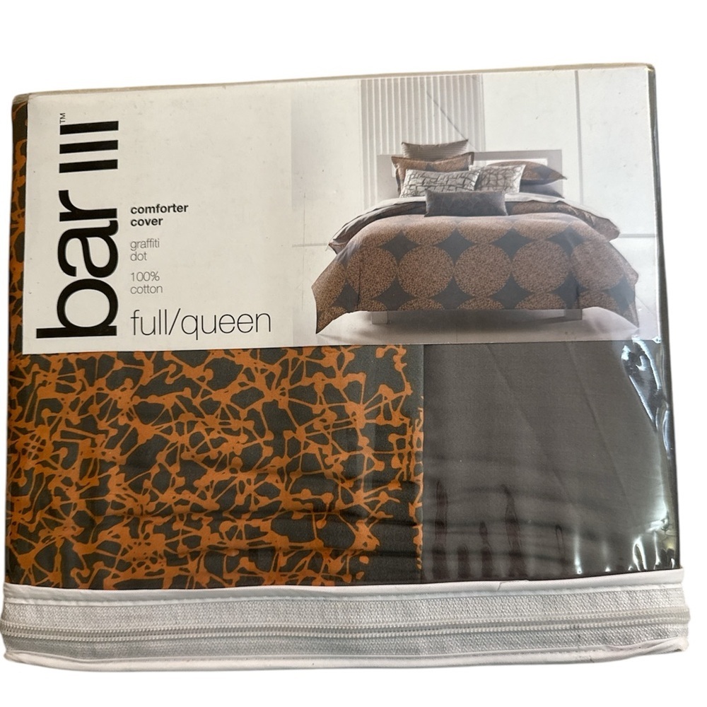 Bar III full/ queen graffiti dot comforter cover